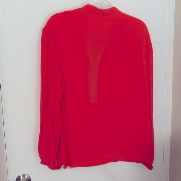 Material unknown, it’s soft, large, orange(picture  looks red) never worn - Picture 3 of 5